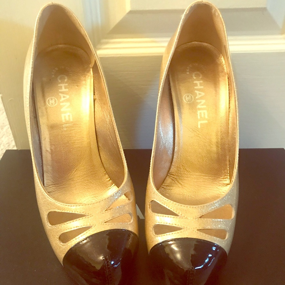Chanel Beige Pumps